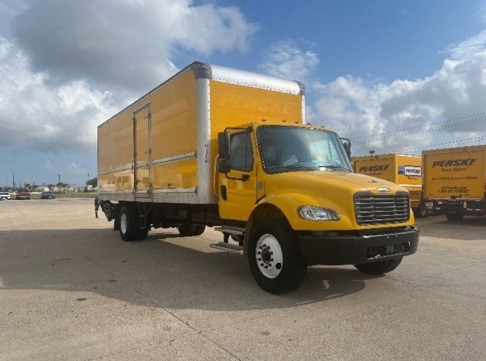 Medium Duty Box Truck-Light and Medium Duty Trucks-Freightliner-2022-M2-Corpus Christi-TX-117,641\n\t\tmiles-$ 74,000 - Image 1