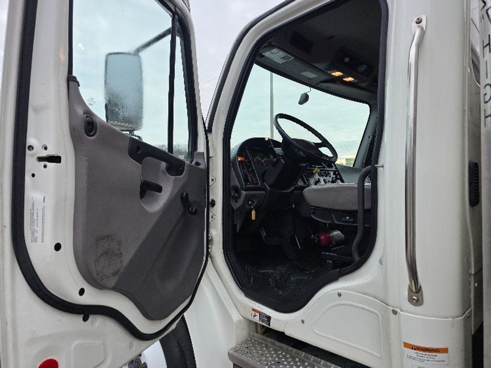 Medium Duty Box Truck-Light and Medium Duty Trucks-Freightliner-2022-M2-Cross Lanes-WV-182,540\n\t\tmiles-$ 63,750 - Image 16