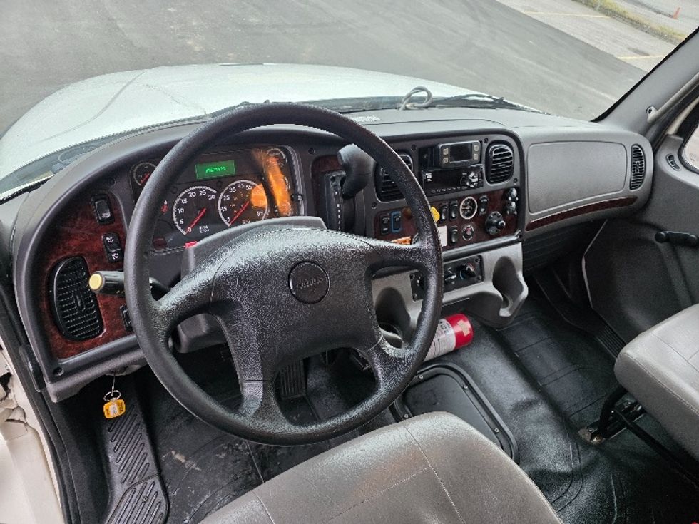 Medium Duty Box Truck-Light and Medium Duty Trucks-Freightliner-2022-M2-Cross Lanes-WV-182,540\n\t\tmiles-$ 63,750 - Image 17