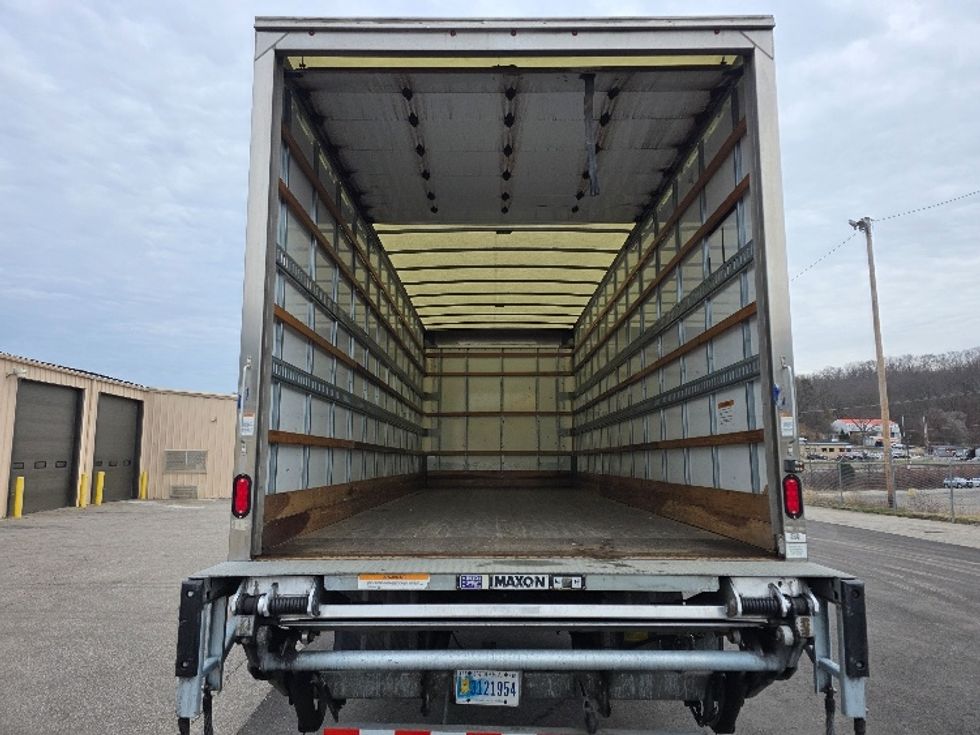 Medium Duty Box Truck-Light and Medium Duty Trucks-Freightliner-2022-M2-Cross Lanes-WV-182,540\n\t\tmiles-$ 63,750 - Image 8
