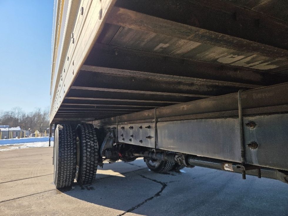 Medium Duty Box Truck-Light and Medium Duty Trucks-Freightliner-2022-M2-Cross Lanes-WV-231,101\n\t\tmiles-$ 47,000 - Image 14