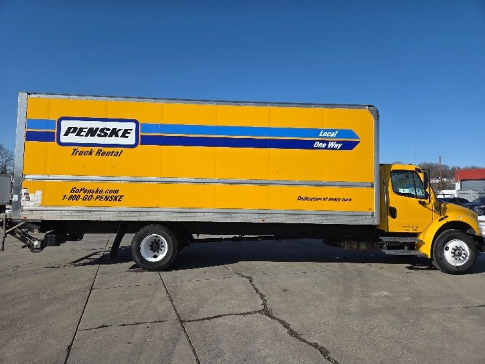 Medium Duty Box Truck-Light and Medium Duty Trucks-Freightliner-2022-M2-Cross Lanes-WV-231,101\n\t\tmiles-$ 47,000 - Image 15