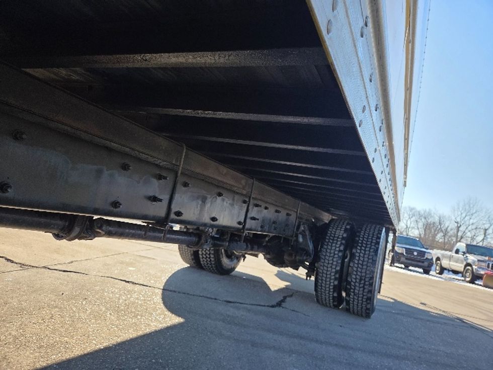 Medium Duty Box Truck-Light and Medium Duty Trucks-Freightliner-2022-M2-Cross Lanes-WV-231,101\n\t\tmiles-$ 47,000 - Image 5