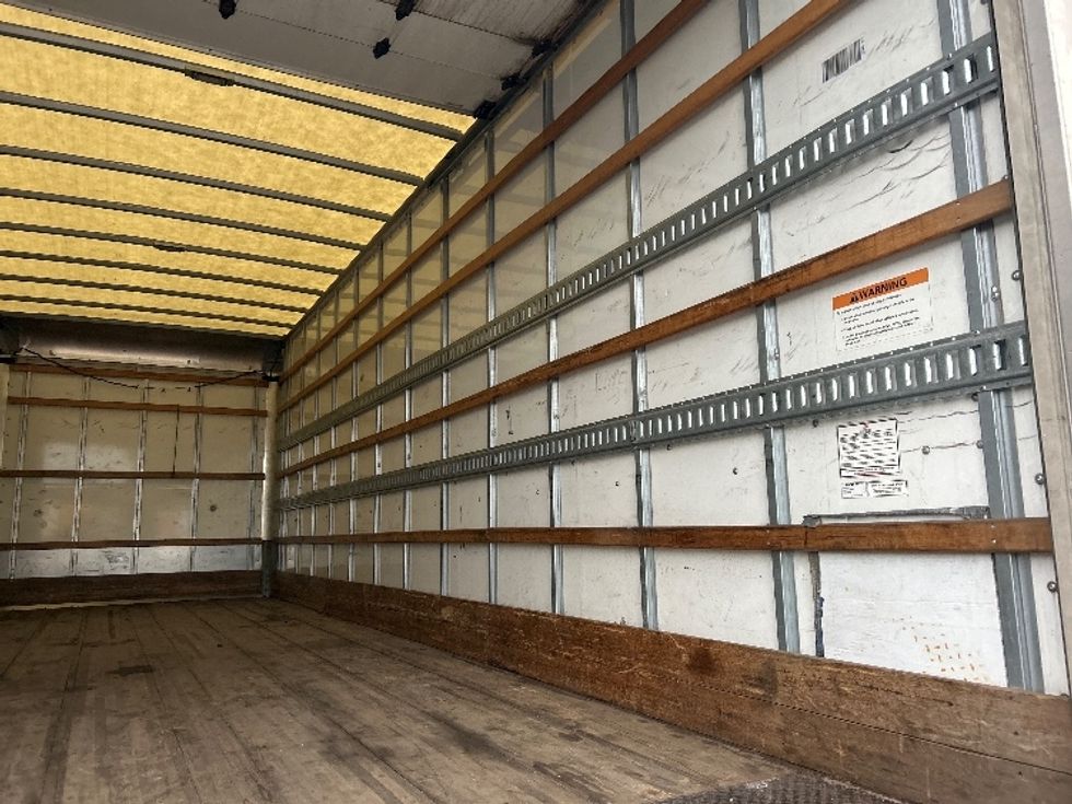 Medium Duty Box Truck-Light and Medium Duty Trucks-Freightliner-2022-M2-Cross Lanes-WV-251,164\n\t\tmiles-$ 47,750 - Image 12