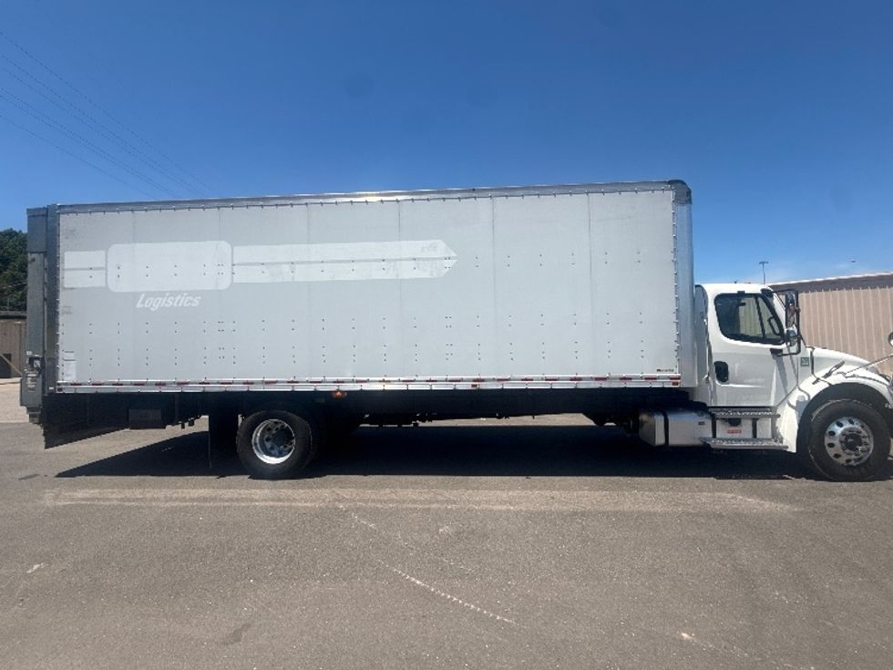 Medium Duty Box Truck-Light and Medium Duty Trucks-Freightliner-2022-M2-Cross Lanes-WV-444,149\n\t\tmiles-$ 26,250 - Image 14