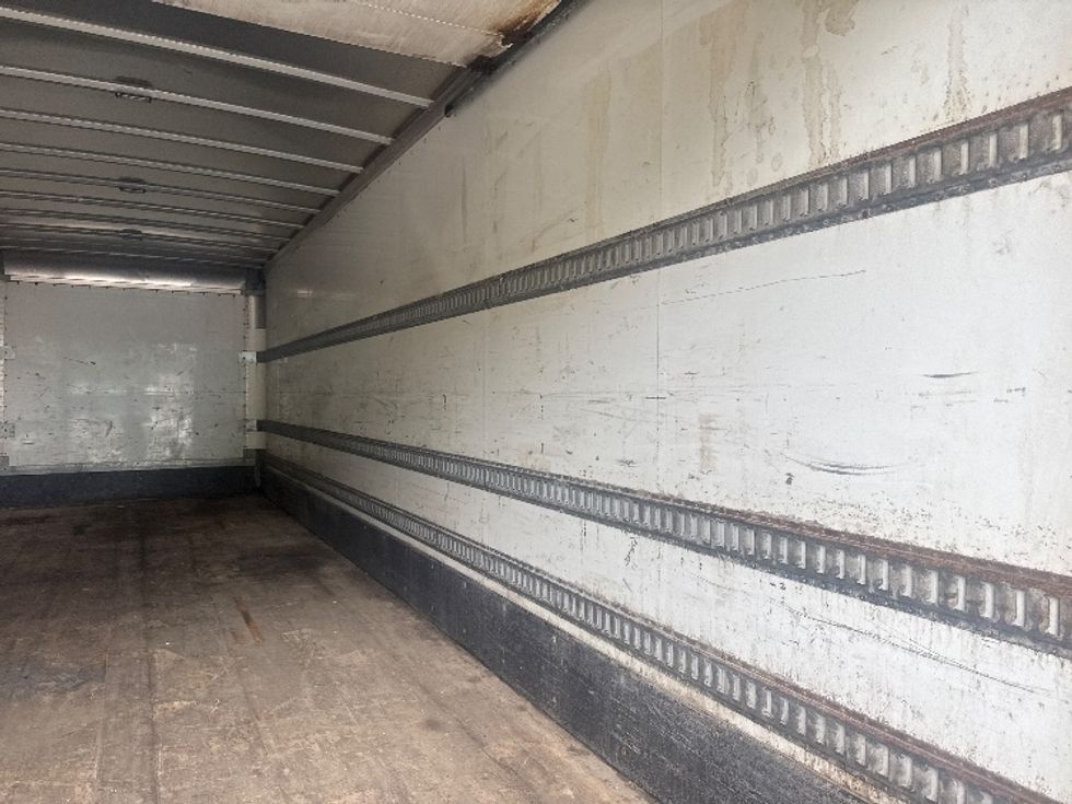 Medium Duty Box Truck-Light and Medium Duty Trucks-Freightliner-2022-M2-Cross Lanes-WV-447,582\n\t\tmiles-$ 27,250 - Image 12