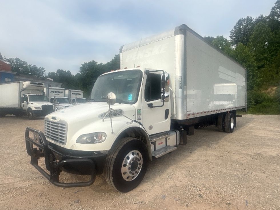 Medium Duty Box Truck-Light and Medium Duty Trucks-Freightliner-2022-M2-Cross Lanes-WV-447,582\n\t\tmiles-$ 27,250 - Image 3