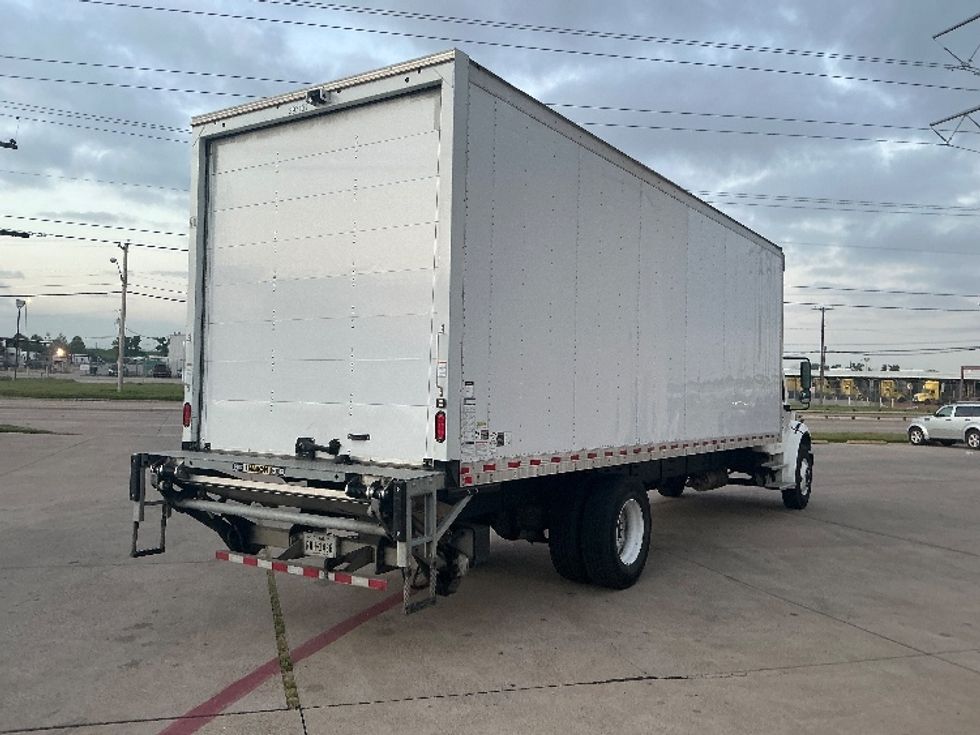 Medium Duty Box Truck-Light and Medium Duty Trucks-Freightliner-2022-M2-Dallas-TX-102,622\n\t\tmiles-$ 77,750 - Image 13
