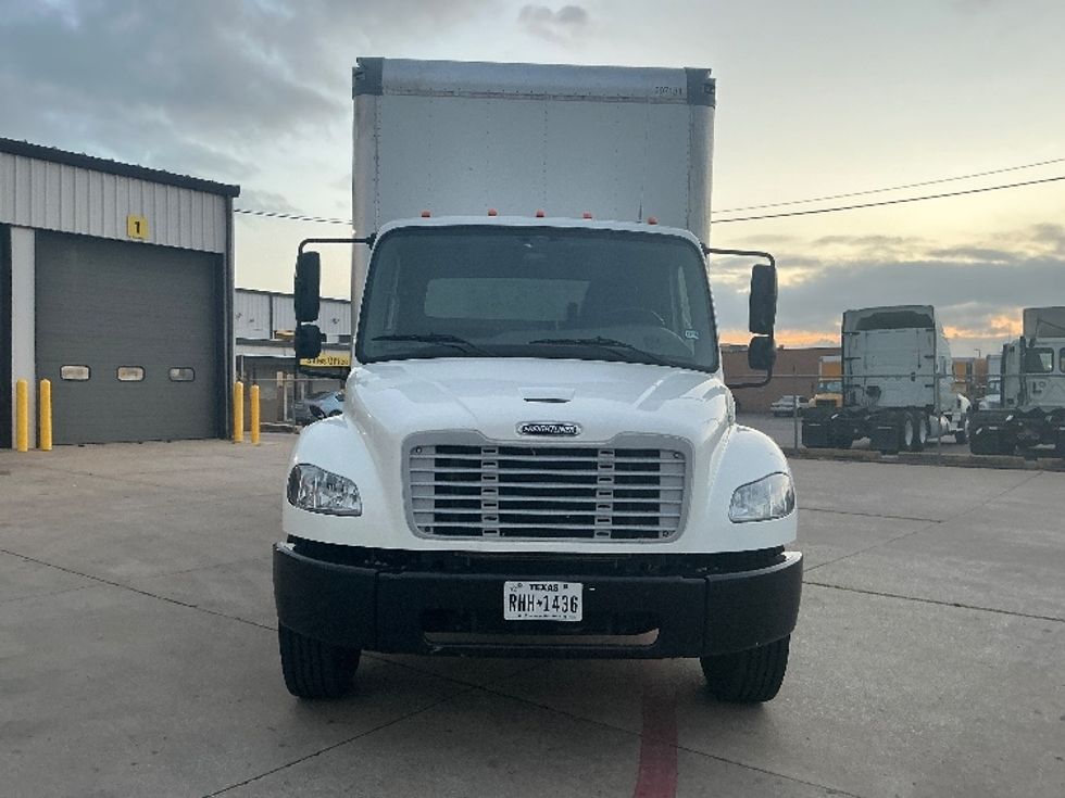 Medium Duty Box Truck-Light and Medium Duty Trucks-Freightliner-2022-M2-Dallas-TX-102,622\n\t\tmiles-$ 77,750 - Image 2