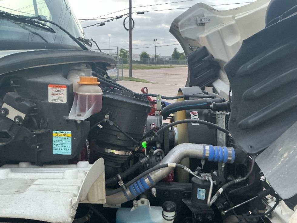 Medium Duty Box Truck-Light and Medium Duty Trucks-Freightliner-2022-M2-Dallas-TX-102,622\n\t\tmiles-$ 77,750 - Image 23