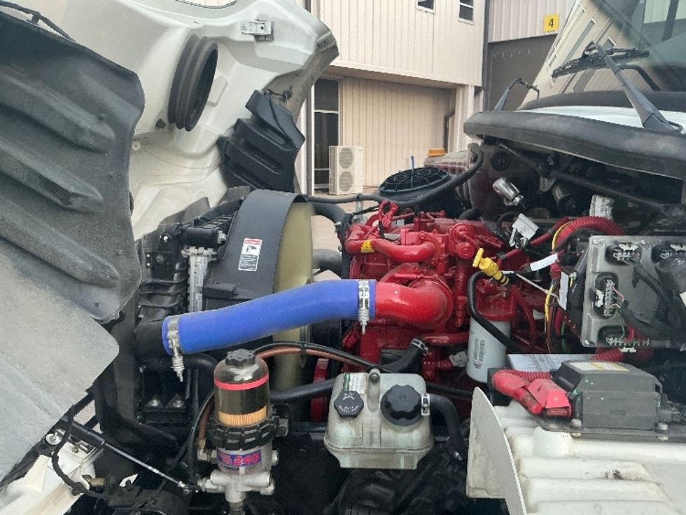 Medium Duty Box Truck-Light and Medium Duty Trucks-Freightliner-2022-M2-Dallas-TX-102,622\n\t\tmiles-$ 77,750 - Image 24