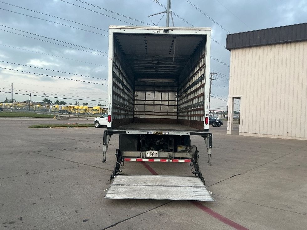 Medium Duty Box Truck-Light and Medium Duty Trucks-Freightliner-2022-M2-Dallas-TX-102,622\n\t\tmiles-$ 77,750 - Image 6