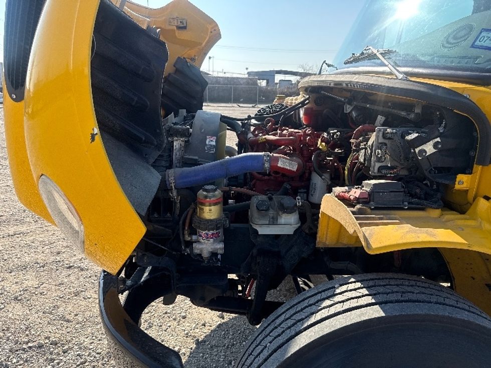 Medium Duty Box Truck-Light and Medium Duty Trucks-Freightliner-2022-M2-Dallas-TX-106,635\n\t\tmiles-$ 76,000 - Image 24