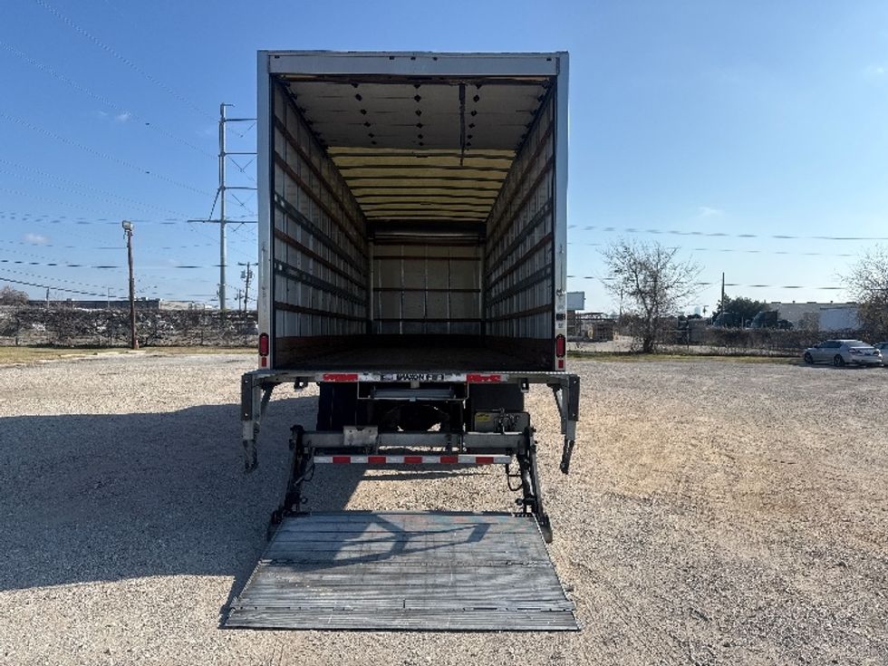 Medium Duty Box Truck-Light and Medium Duty Trucks-Freightliner-2022-M2-Dallas-TX-106,635\n\t\tmiles-$ 76,000 - Image 9