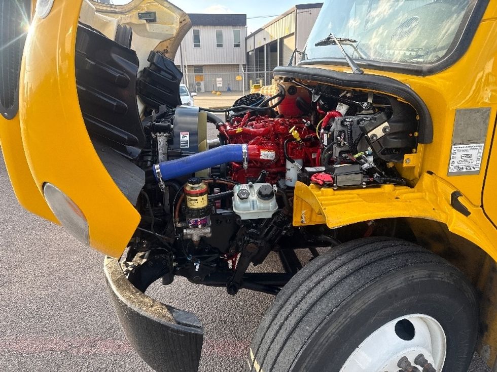 Medium Duty Box Truck-Light and Medium Duty Trucks-Freightliner-2022-M2-Dallas-TX-118,235\n\t\tmiles-$ 74,000 - Image 24