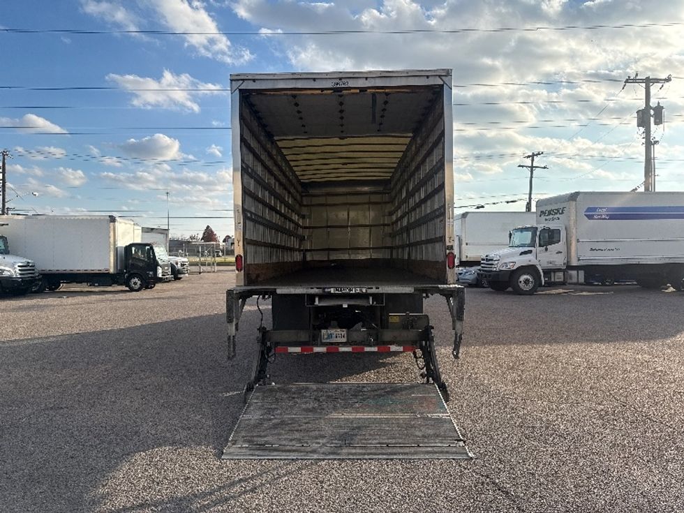 Medium Duty Box Truck-Light and Medium Duty Trucks-Freightliner-2022-M2-Dallas-TX-118,235\n\t\tmiles-$ 74,000 - Image 9