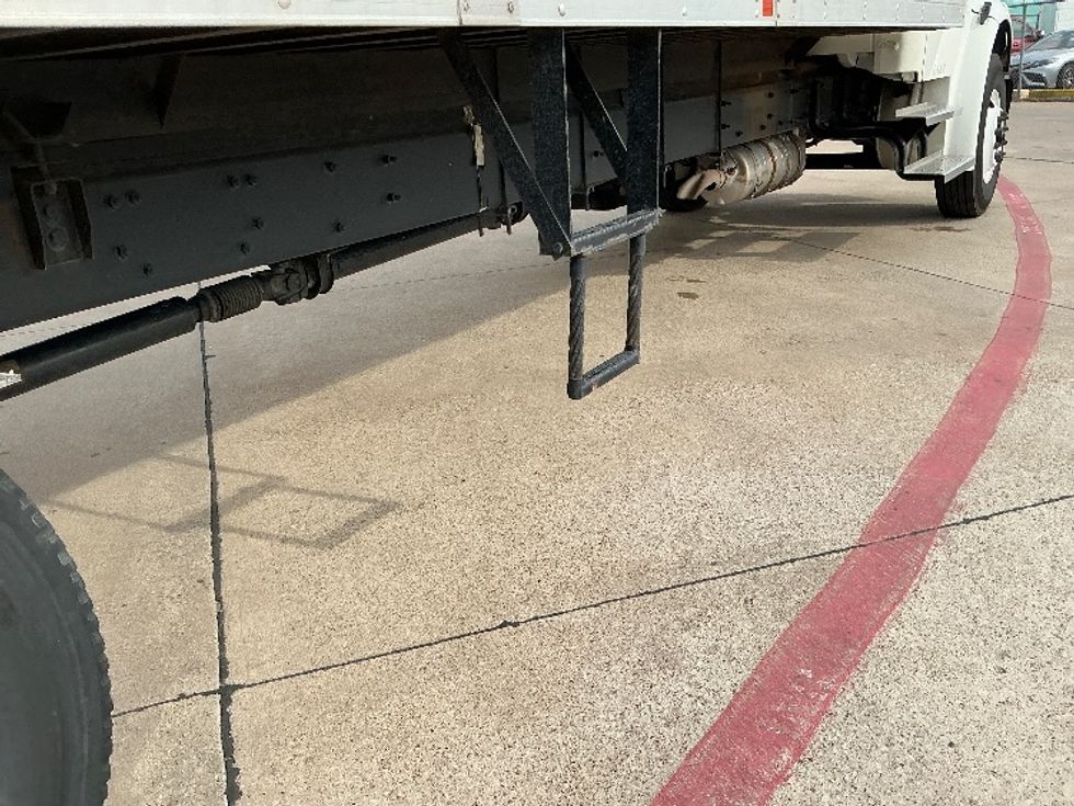 Medium Duty Box Truck-Light and Medium Duty Trucks-Freightliner-2022-M2-Dallas-TX-127,921\n\t\tmiles-$ 71,750 - Image 14