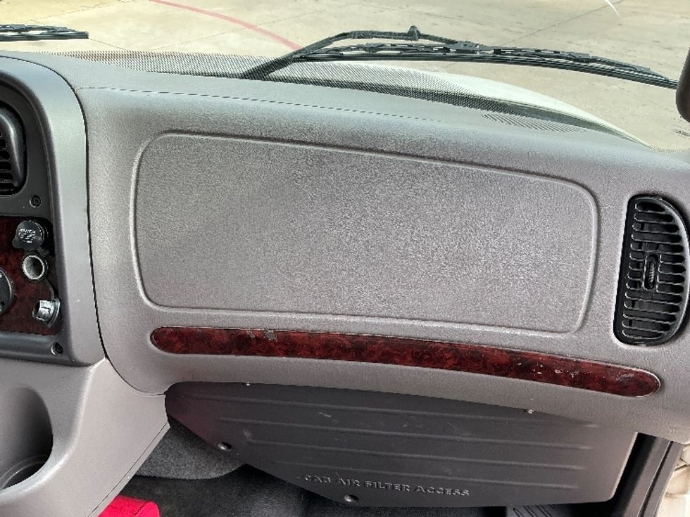 Medium Duty Box Truck-Light and Medium Duty Trucks-Freightliner-2022-M2-Dallas-TX-127,921\n\t\tmiles-$ 71,750 - Image 21