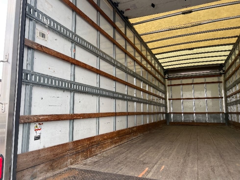 Medium Duty Box Truck-Light and Medium Duty Trucks-Freightliner-2022-M2-Dallas-TX-128,380\n\t\tmiles-$ 72,250 - Image 11