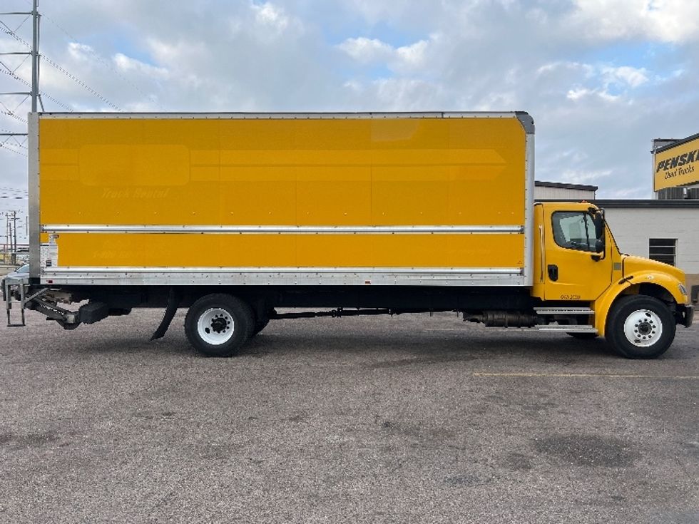 Medium Duty Box Truck-Light and Medium Duty Trucks-Freightliner-2022-M2-Dallas-TX-128,380\n\t\tmiles-$ 72,250 - Image 15