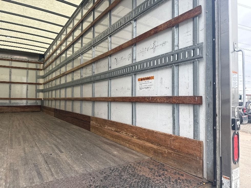 Medium Duty Box Truck-Light and Medium Duty Trucks-Freightliner-2022-M2-Dallas-TX-129,156\n\t\tmiles-$ 71,750 - Image 12