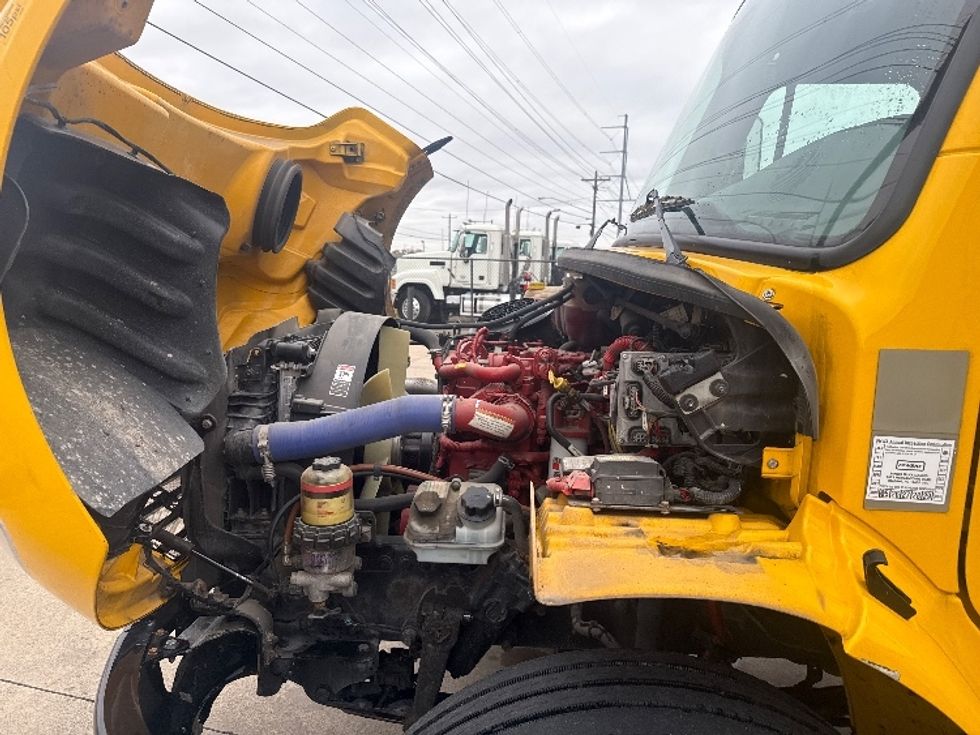 Medium Duty Box Truck-Light and Medium Duty Trucks-Freightliner-2022-M2-Dallas-TX-129,156\n\t\tmiles-$ 71,750 - Image 24