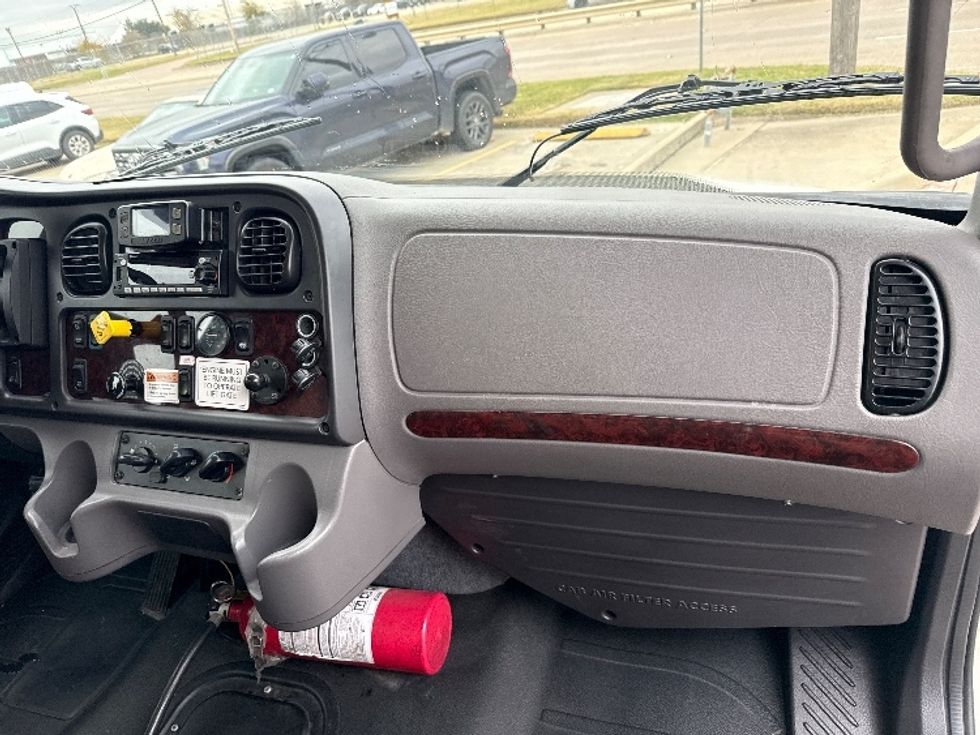 Medium Duty Box Truck-Light and Medium Duty Trucks-Freightliner-2022-M2-Dallas-TX-172,504\n\t\tmiles-$ 63,750 - Image 21