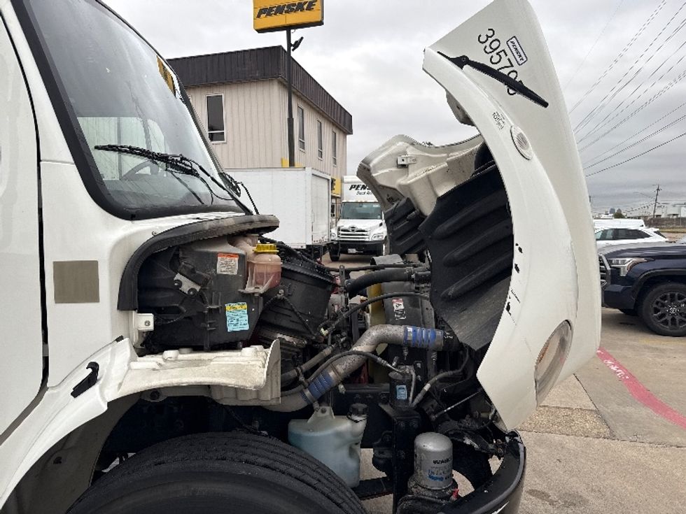 Medium Duty Box Truck-Light and Medium Duty Trucks-Freightliner-2022-M2-Dallas-TX-172,504\n\t\tmiles-$ 63,750 - Image 23