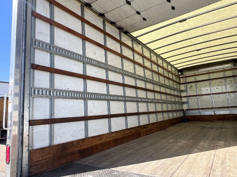 Medium Duty Box Truck-Light and Medium Duty Trucks-Freightliner-2022-M2-Dallas-TX-196,633\n\t\tmiles-$ 54,500 - Image 11