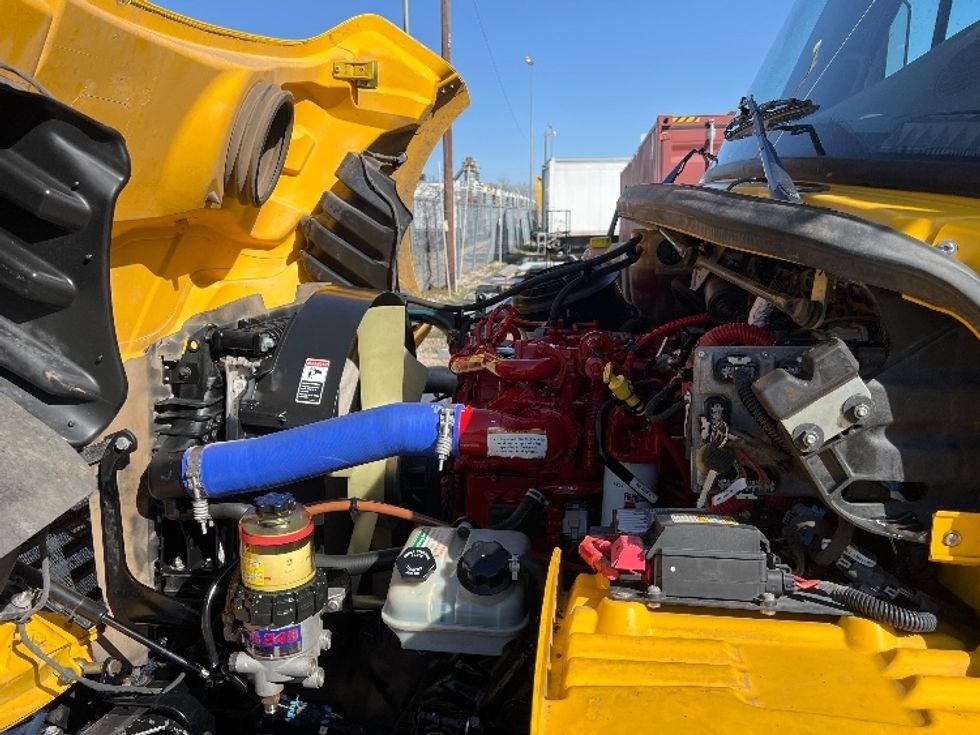 Medium Duty Box Truck-Light and Medium Duty Trucks-Freightliner-2022-M2-Dallas-TX-196,633\n\t\tmiles-$ 54,500 - Image 24