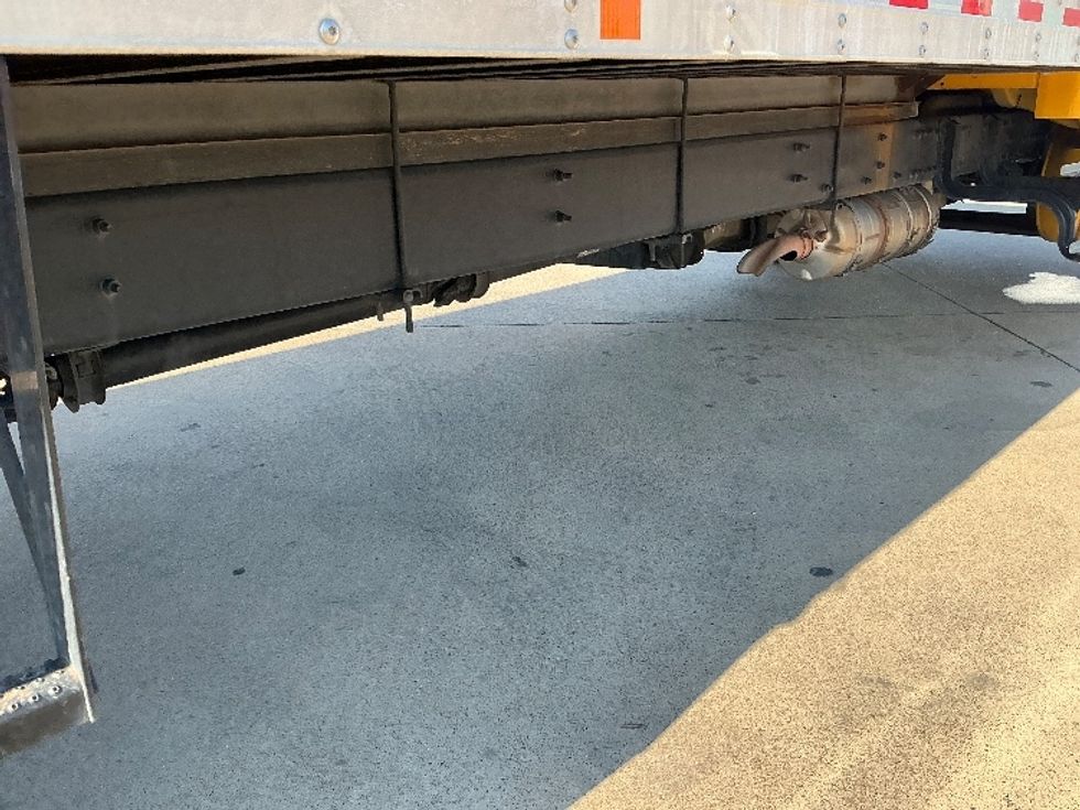 Medium Duty Box Truck-Light and Medium Duty Trucks-Freightliner-2022-M2-Dallas-TX-207,249\n\t\tmiles-$ 56,000 - Image 14