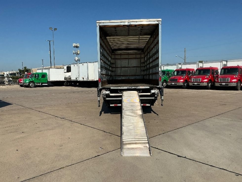 Medium Duty Box Truck-Light and Medium Duty Trucks-Freightliner-2022-M2-Dallas-TX-207,249\n\t\tmiles-$ 56,000 - Image 25