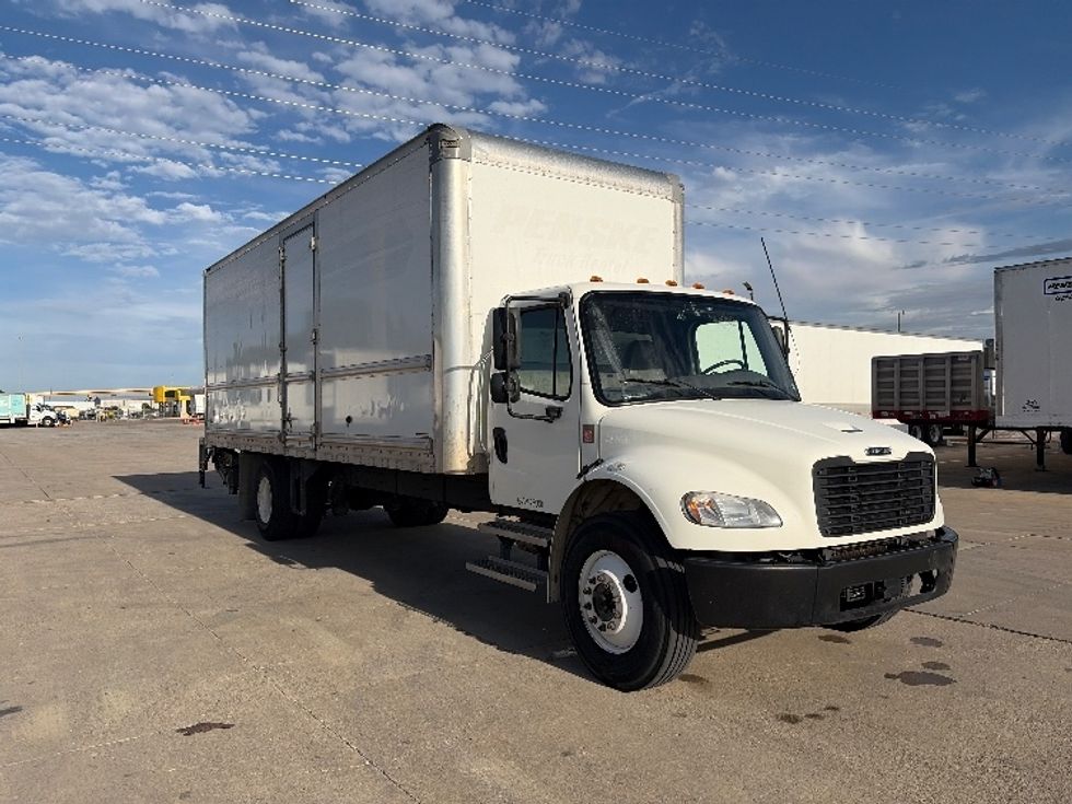 Medium Duty Box Truck-Light and Medium Duty Trucks-Freightliner-2022-M2-Dallas-TX-209,989\n\t\tmiles-$ 55,750 - Image 1