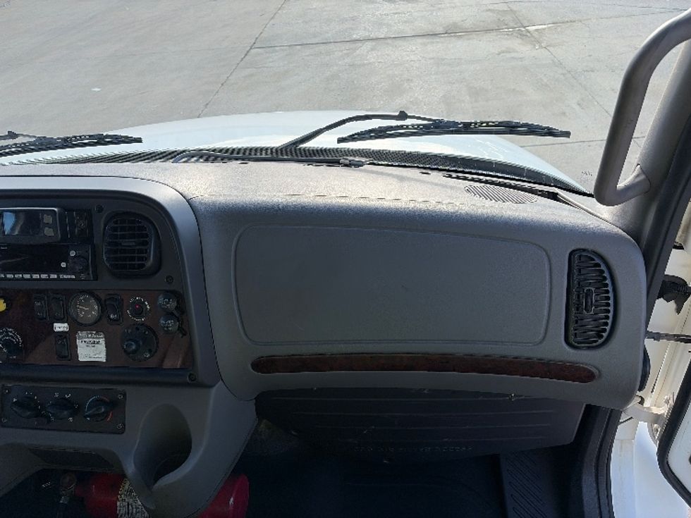 Medium Duty Box Truck-Light and Medium Duty Trucks-Freightliner-2022-M2-Dallas-TX-209,989\n\t\tmiles-$ 55,750 - Image 21