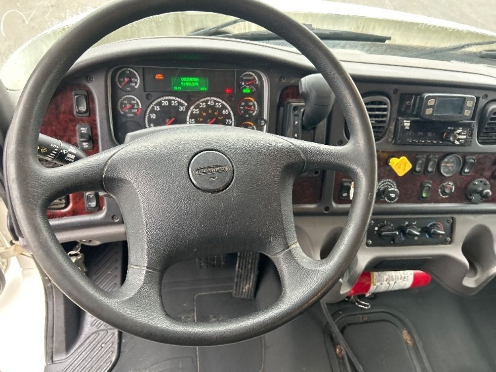 Medium Duty Box Truck-Light and Medium Duty Trucks-Freightliner-2022-M2-Davenport-IA-92,067\n\t\tmiles-$ 77,500 - Image 18