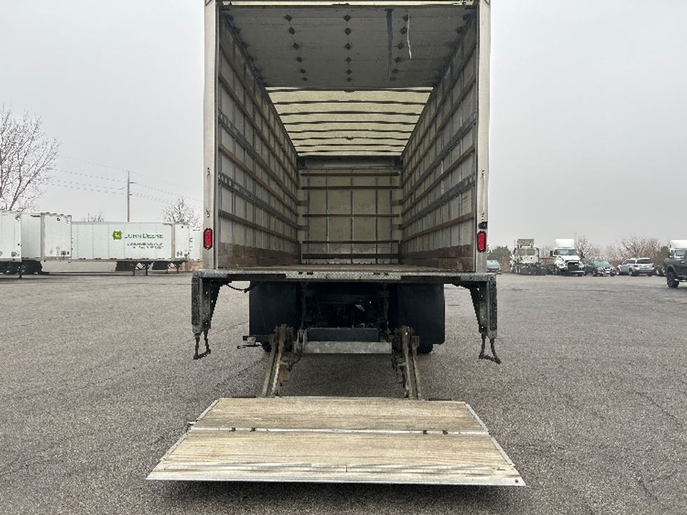 Medium Duty Box Truck-Light and Medium Duty Trucks-Freightliner-2022-M2-Davenport-IA-92,067\n\t\tmiles-$ 77,500 - Image 9