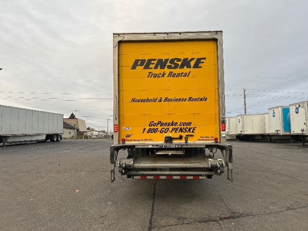 Medium Duty Box Truck-Light and Medium Duty Trucks-Freightliner-2022-M2-Dayton-OH-318,836\n\t\tmiles-$ 35,500 - Image 7