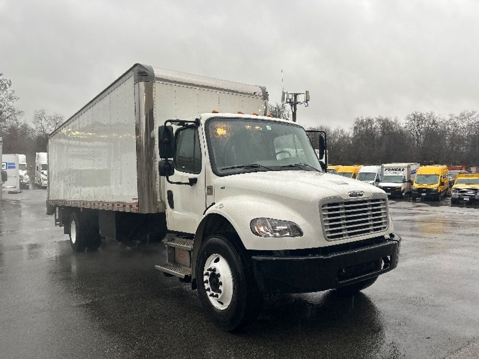 Medium Duty Box Truck-Light and Medium Duty Trucks-Freightliner-2022-M2-Delta-BC-234,866\n\t\tkm-$ 83,500 - Image 1