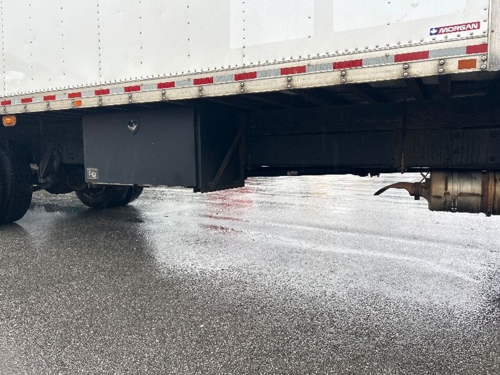 Medium Duty Box Truck-Light and Medium Duty Trucks-Freightliner-2022-M2-Delta-BC-234,866\n\t\tkm-$ 83,500 - Image 14