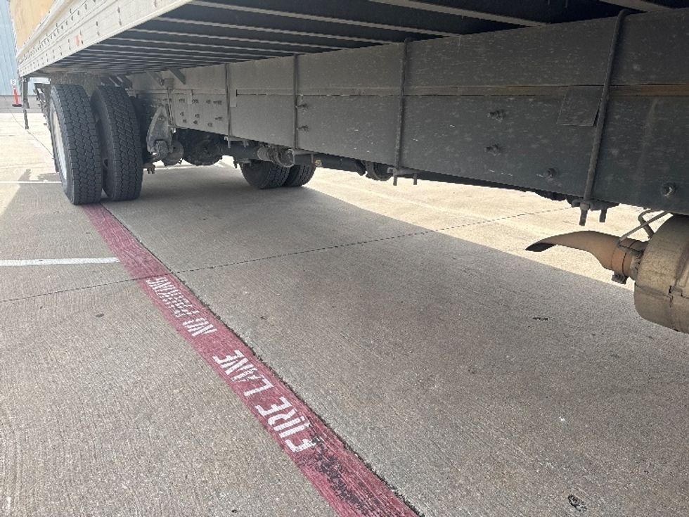 Medium Duty Box Truck-Light and Medium Duty Trucks-Freightliner-2022-M2-Denton-TX-135,801\n\t\tmiles-$ 71,000 - Image 14