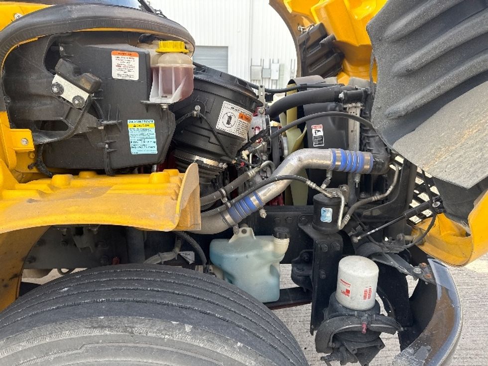 Medium Duty Box Truck-Light and Medium Duty Trucks-Freightliner-2022-M2-Denton-TX-135,801\n\t\tmiles-$ 71,000 - Image 23