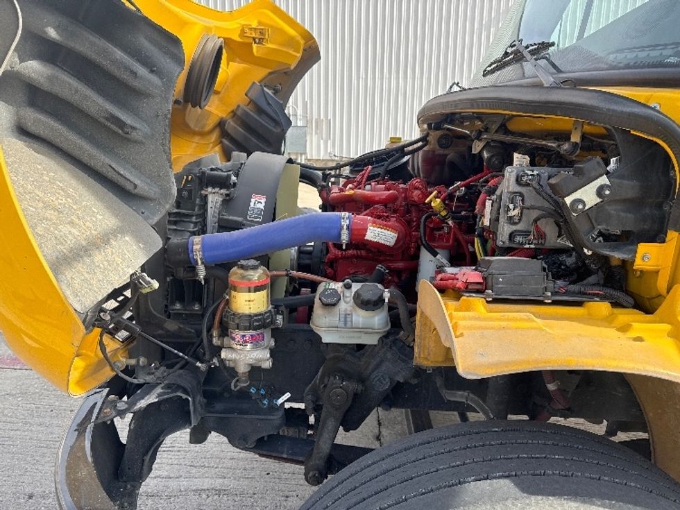 Medium Duty Box Truck-Light and Medium Duty Trucks-Freightliner-2022-M2-Denton-TX-135,801\n\t\tmiles-$ 71,000 - Image 24