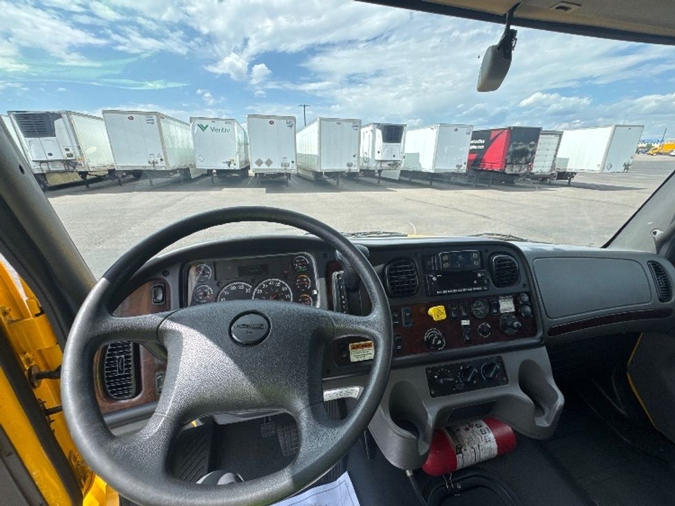 Medium Duty Box Truck-Light and Medium Duty Trucks-Freightliner-2022-M2-Denver-CO-105,012\n\t\tmiles-$ 75,000 - Image 18