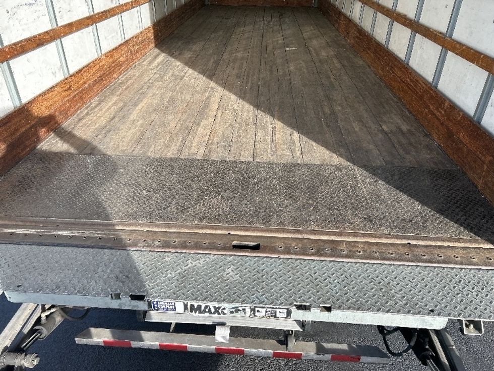 Medium Duty Box Truck-Light and Medium Duty Trucks-Freightliner-2022-M2-Denver-CO-121,518\n\t\tmiles-$ 73,500 - Image 10