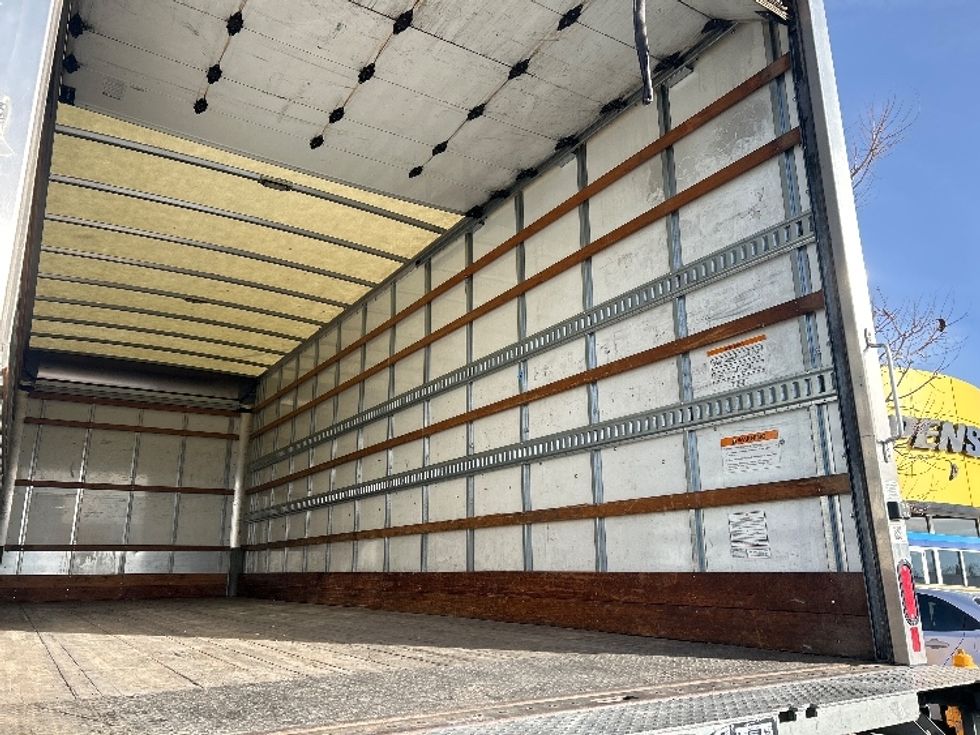 Medium Duty Box Truck-Light and Medium Duty Trucks-Freightliner-2022-M2-Denver-CO-121,518\n\t\tmiles-$ 73,500 - Image 12