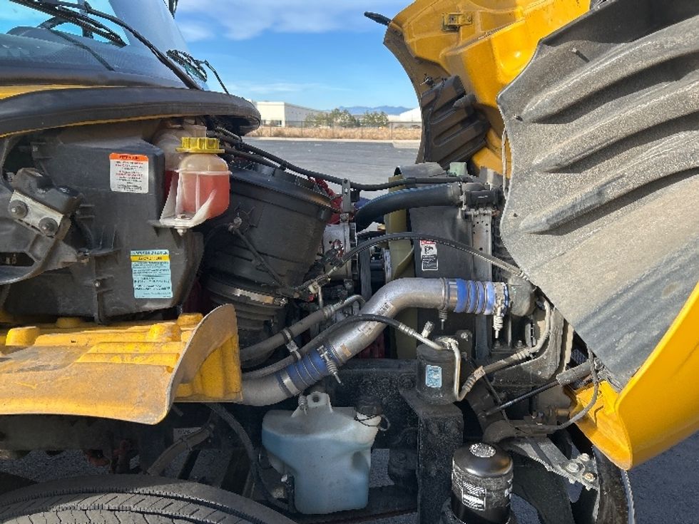 Medium Duty Box Truck-Light and Medium Duty Trucks-Freightliner-2022-M2-Denver-CO-121,518\n\t\tmiles-$ 73,500 - Image 22