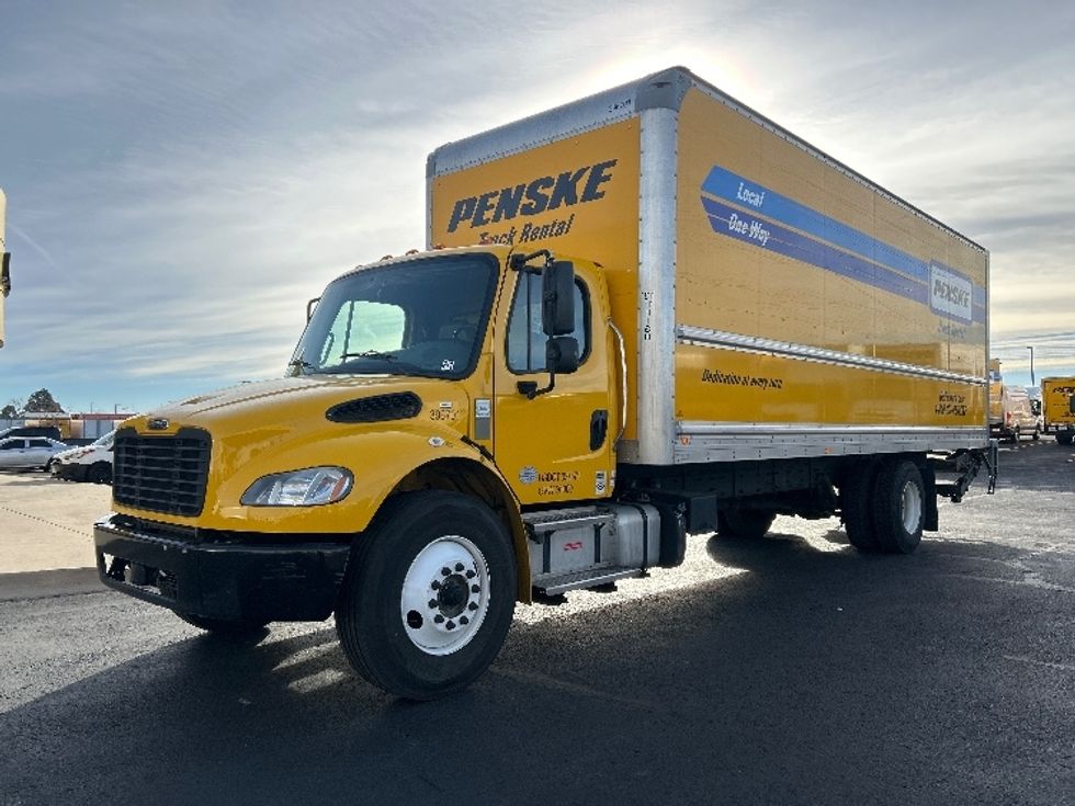 Medium Duty Box Truck-Light and Medium Duty Trucks-Freightliner-2022-M2-Denver-CO-121,518\n\t\tmiles-$ 73,500 - Image 3