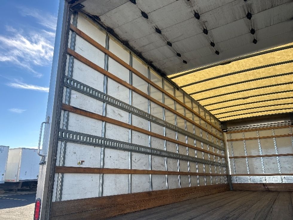 Medium Duty Box Truck-Light and Medium Duty Trucks-Freightliner-2022-M2-Denver-CO-128,659\n\t\tmiles-$ 73,000 - Image 11