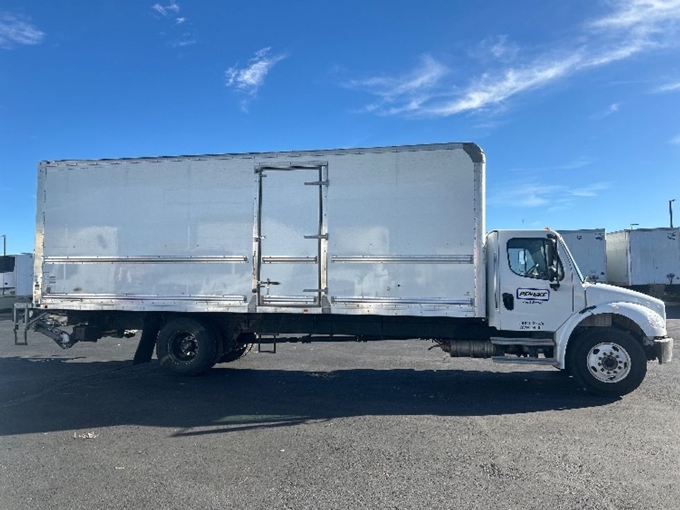 Medium Duty Box Truck-Light and Medium Duty Trucks-Freightliner-2022-M2-Denver-CO-128,659\n\t\tmiles-$ 73,000 - Image 15