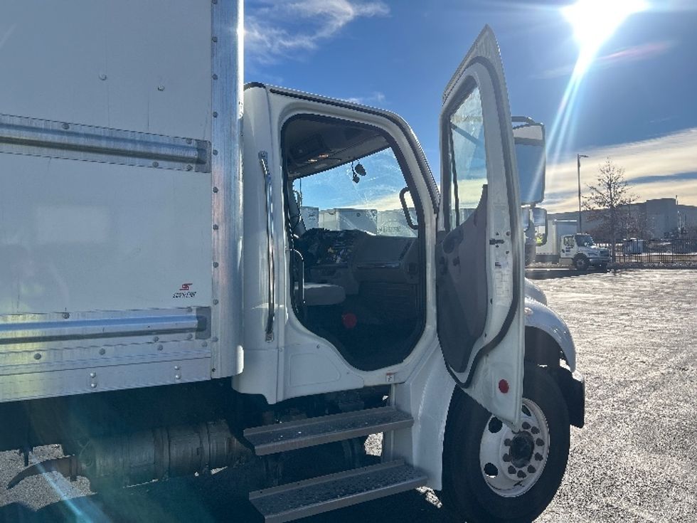 Medium Duty Box Truck-Light and Medium Duty Trucks-Freightliner-2022-M2-Denver-CO-128,659\n\t\tmiles-$ 73,000 - Image 20